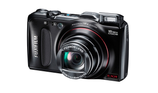 Illustration for article titled Fujifilm's Zoomy FinePix HS20EXR and GPS-Equipped, 1080p-Shooting FinePix F550EXR